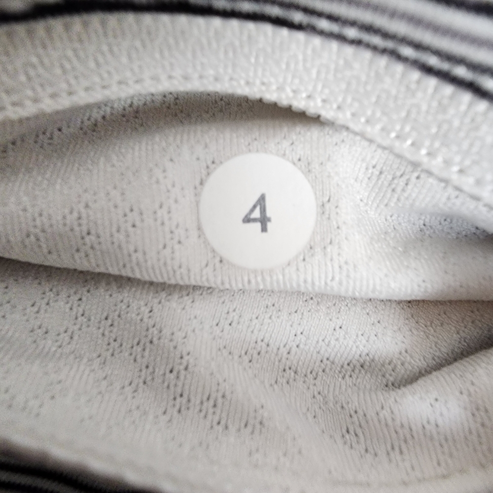 Lululemon Run Fast and Free Ruffle Crop  Wee Are From Space White Combo Size 4 - Picture 4 of 14